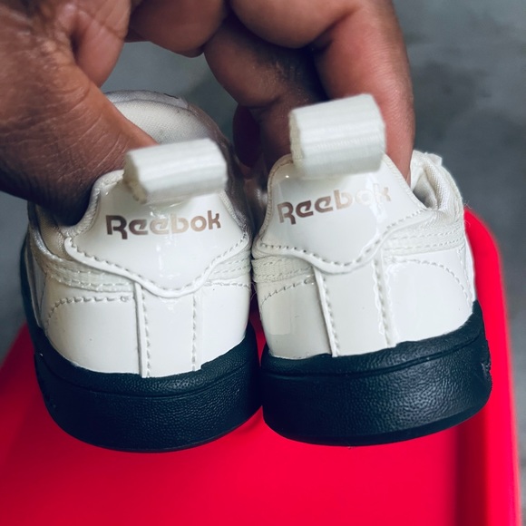 Reebok Infant Cardi B Sneakers - Picture 6 of 6